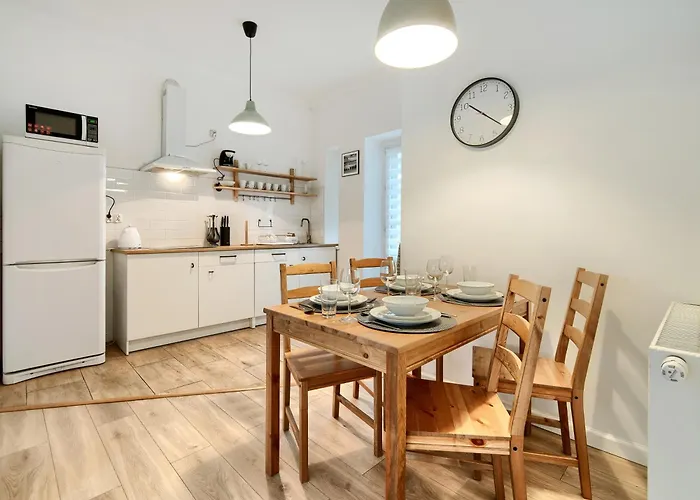 Platinium Starowiejska I Апартаменты *